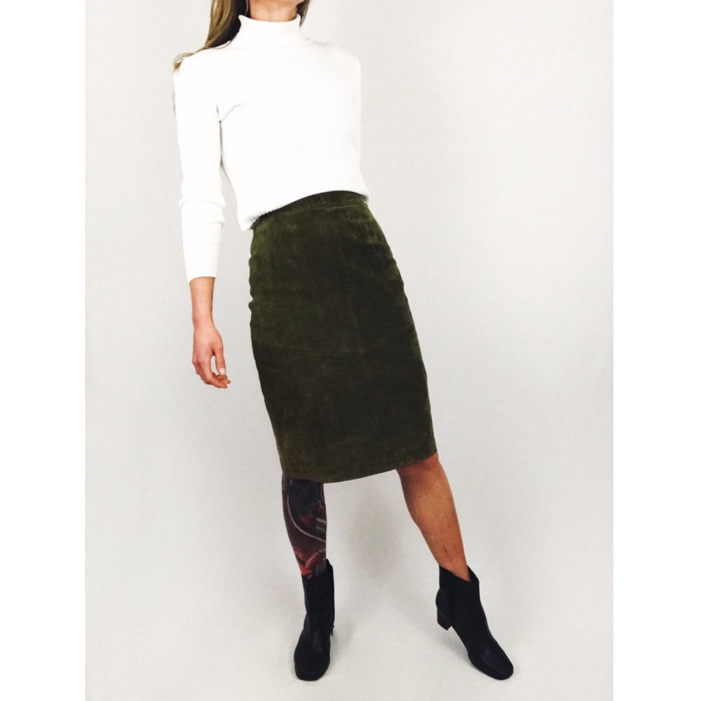 Vintage Genuine Suede Skirt in Moss Green | Size XS
